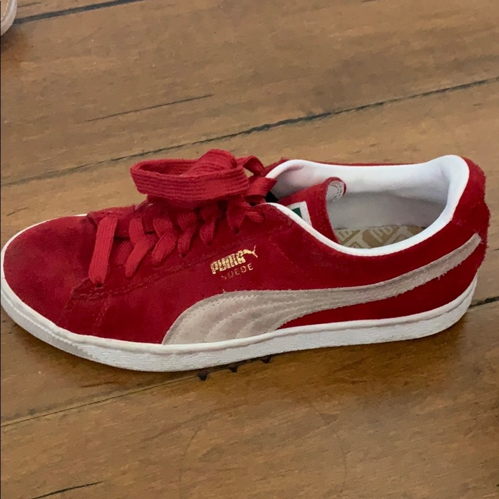 RED PUMAS - Picture 3 of 4
